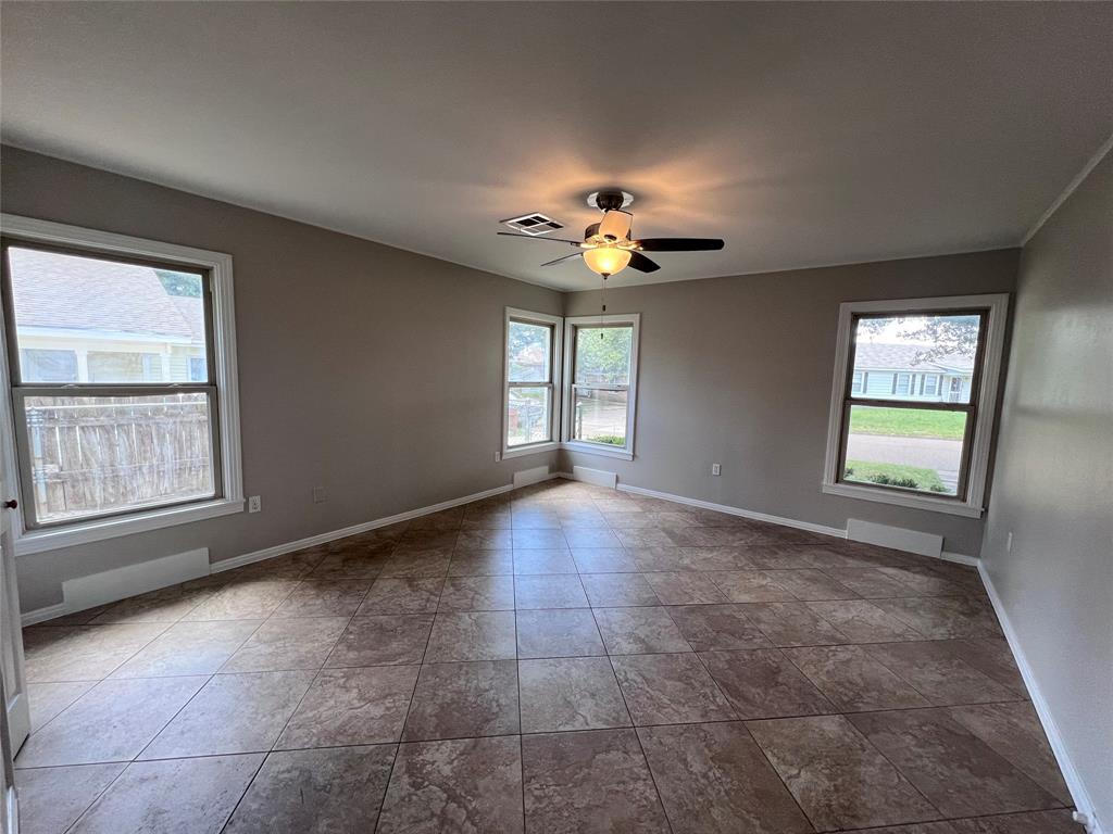 3200 Proctor Avenue Waco, TX 76708 - Photo 12 of 39