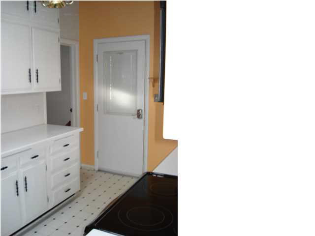 811 South Colony Road Evansville, IN 47714 - Photo 11 of 30 Gallery Image 11