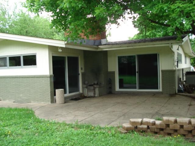 811 South Colony Road Evansville, IN 47714 - Photo 12 of 30 Gallery Image 12