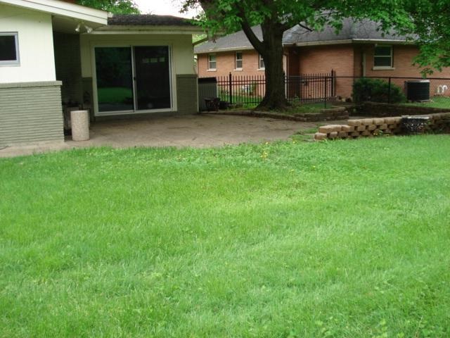 811 South Colony Road Evansville, IN 47714 - Photo 13 of 30 Gallery Image 13