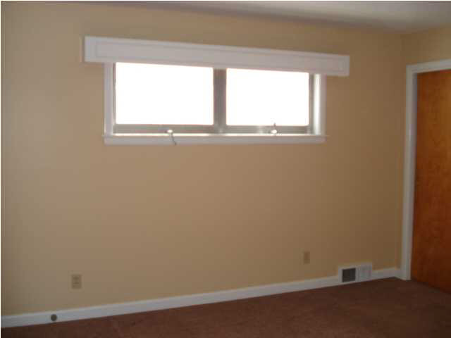 811 South Colony Road Evansville, IN 47714 - Photo 18 of 30 Gallery Image 18