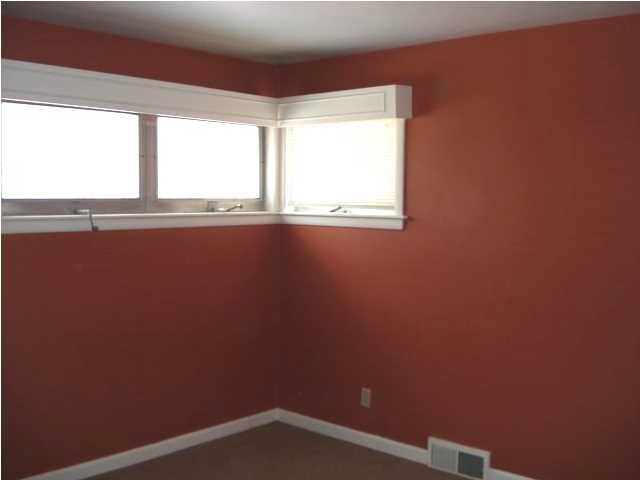 811 South Colony Road Evansville, IN 47714 - Photo 21 of 30 Gallery Image 21