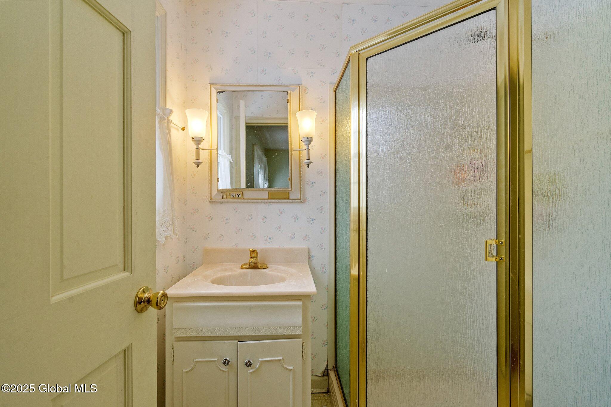 7 Tamarack Drive Bethlehem, NY 12054 - Photo 39 of 56 36-web-or-mls-7-tamarack-dr