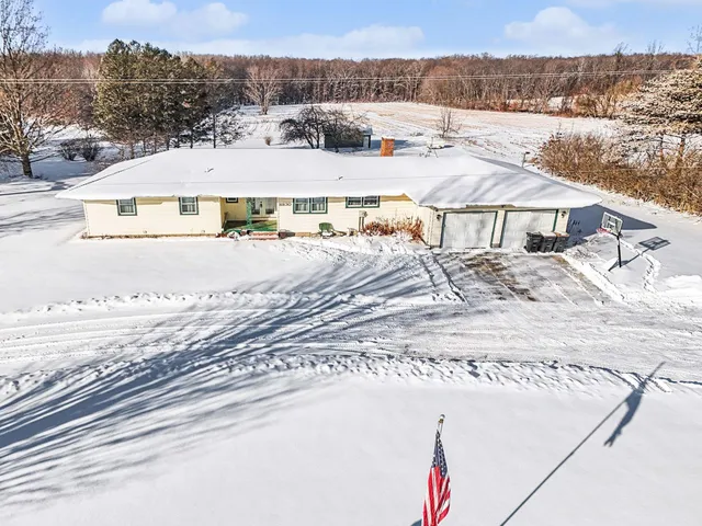 $475,000 | 8830 South 43rd Street, Scotts, MI 49088