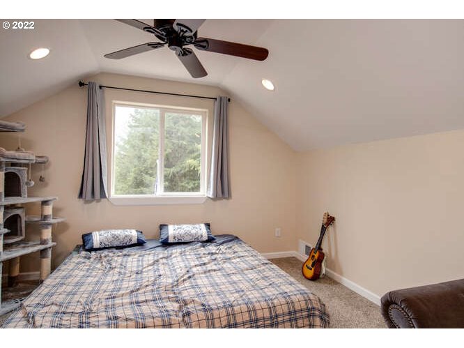11555 Johns Landing Road Carlton, OR 97111 - Photo 21 of 30 Gallery Image 21