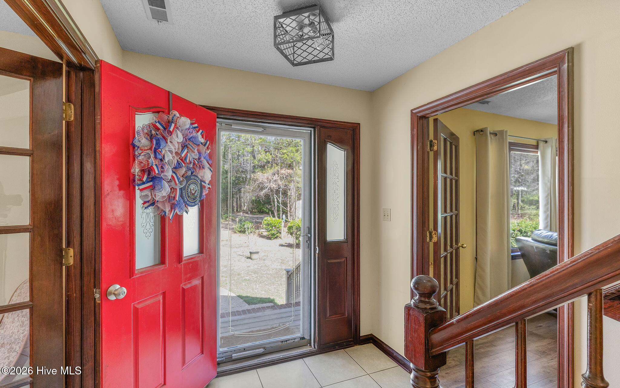 123 North Marshall Road Shawboro, NC 27973 - Photo 4 of 37 Foyer