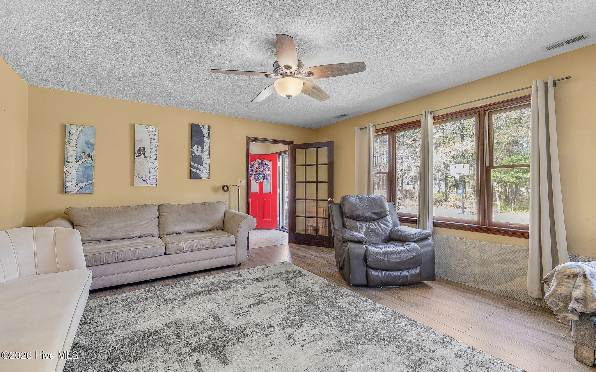 123 North Marshall Road Shawboro, NC 27973 - Photo 6 of 37 Living area