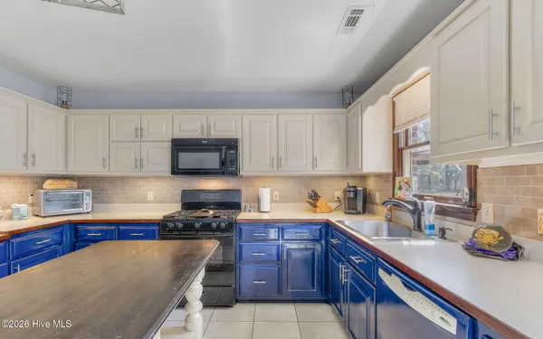 $599,900 | 123 North Marshall Road, Shawboro, NC 27973