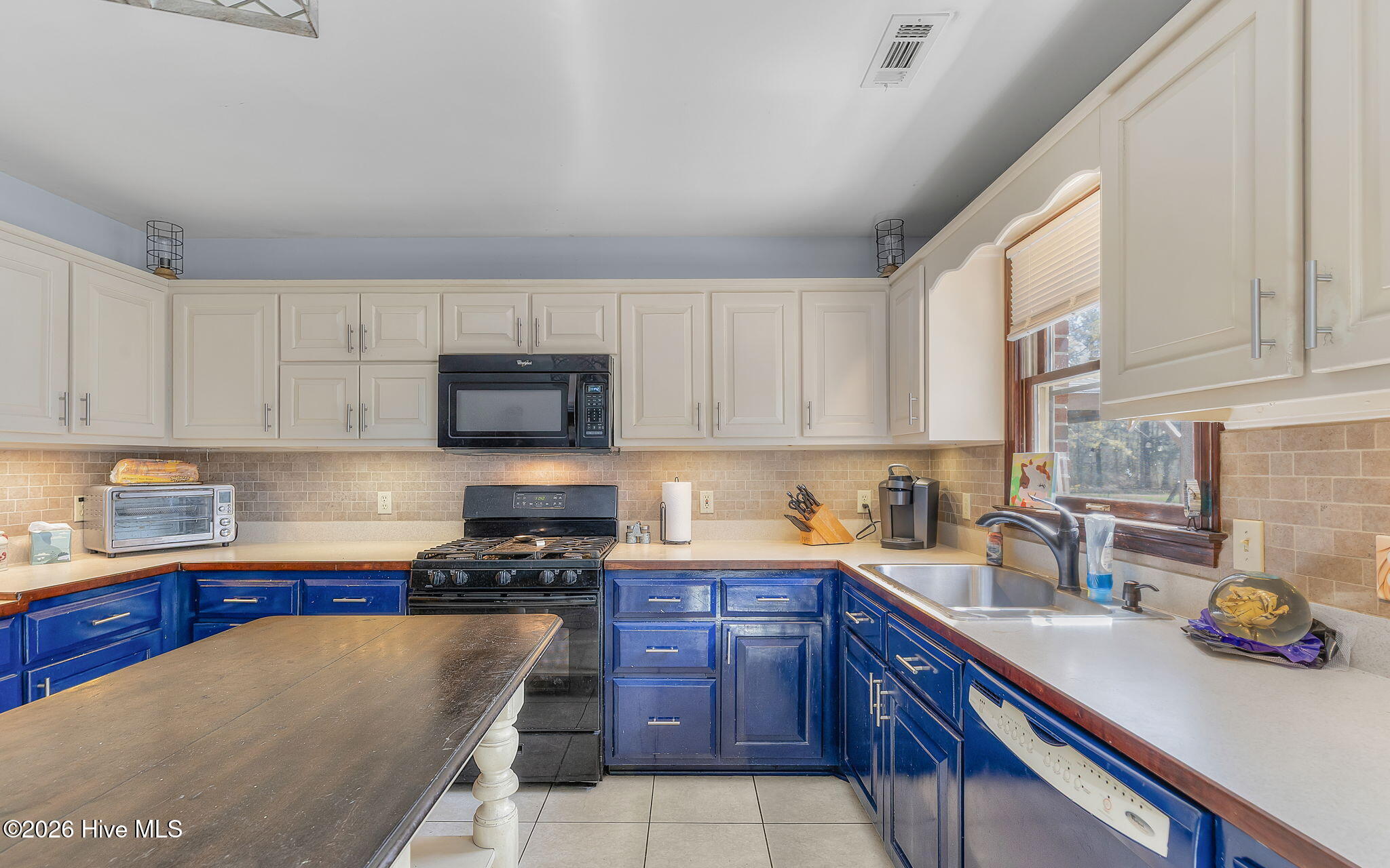 123 North Marshall Road Shawboro, NC 27973 - Photo 8 of 37 Kitchen