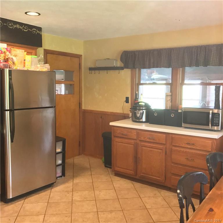 61 Cathey Road Candler, NC 28715 - Photo 6 of 22 Gallery Image 6