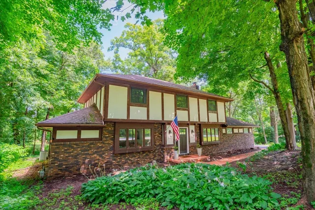 $799,900 | 7822 Ox Trail Way, Verona, WI 53593