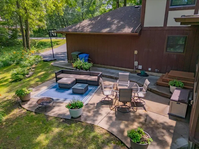 $799,900 | 7822 Ox Trail Way, Verona, WI 53593