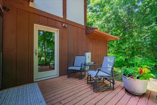 $799,900 | 7822 Ox Trail Way, Verona, WI 53593