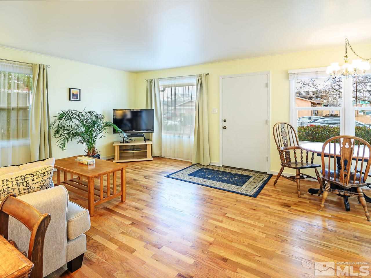 920 Wilkinson Avenue Reno, NV 89502 - Photo 4 of 15 Photo 4