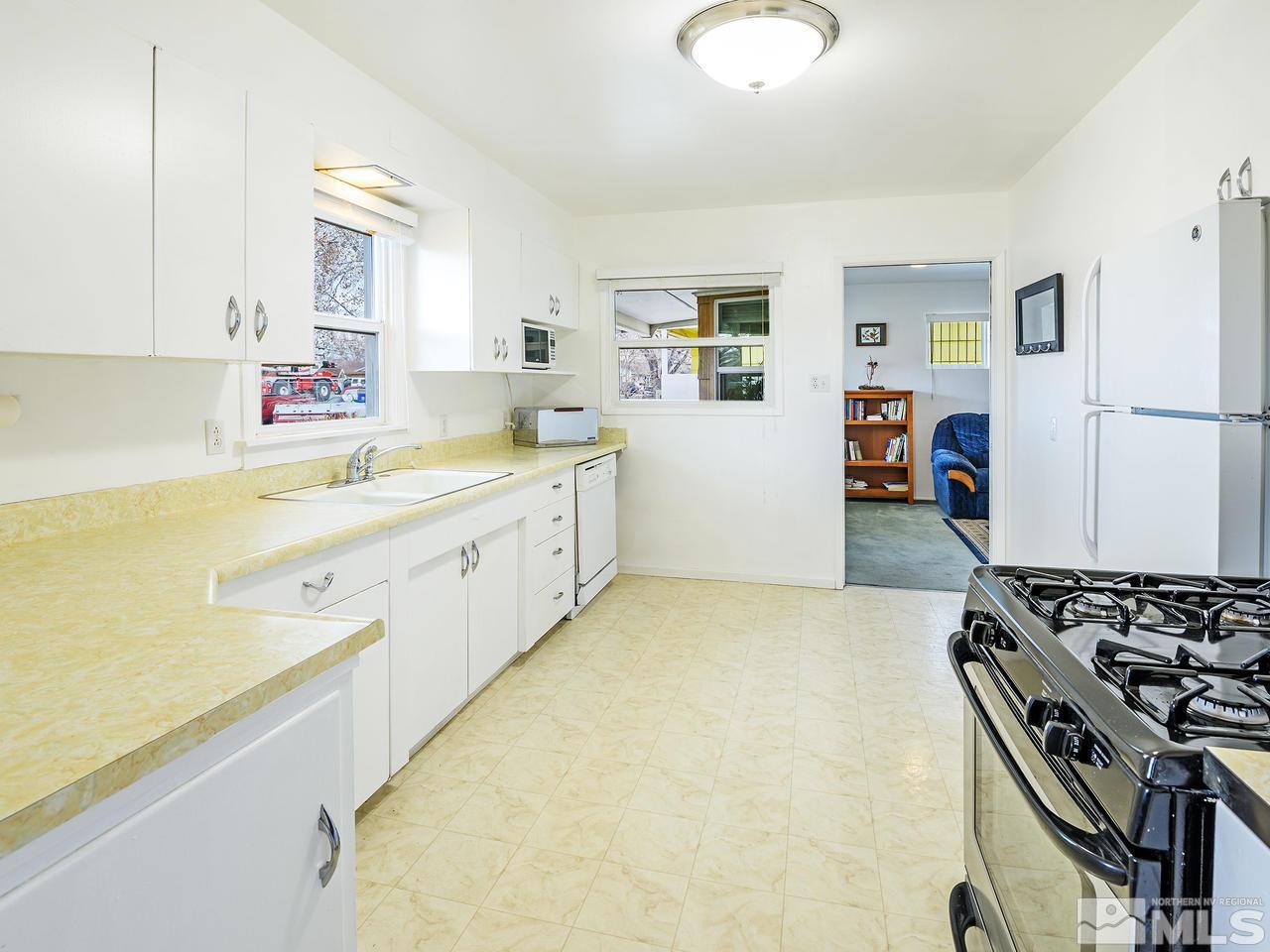 920 Wilkinson Avenue Reno, NV 89502 - Photo 5 of 15 Photo 5