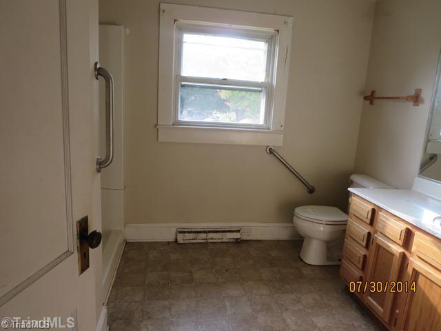 194 Lakeview Church Road Linwood, NC 27299 - Photo 5 of 6 Bath.