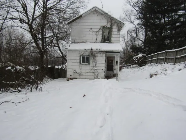 $49,900 | 712 7th Street, Oakmont, PA 15139