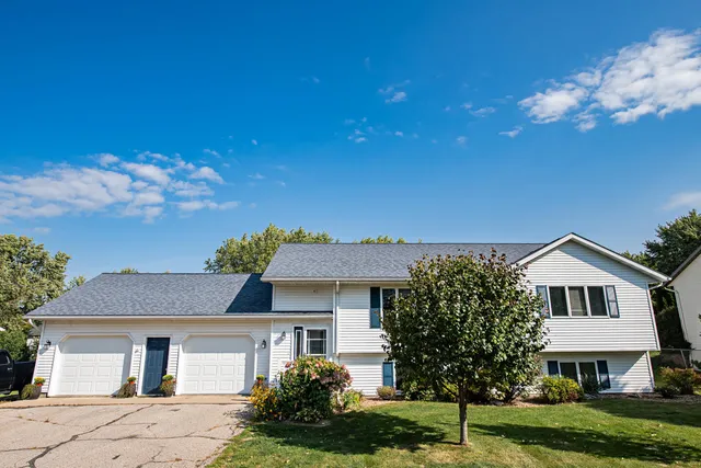 $379,900 | 8330 East 10th Street, Stockton, MN 55987