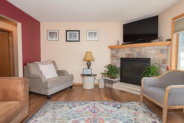 $379,900 | 8330 East 10th Street, Stockton, MN 55987