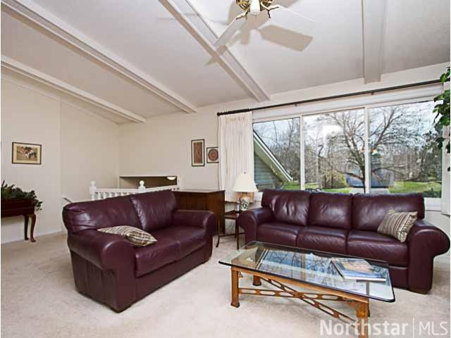 686 Springhill Road Vadnais Heights, MN 55127 - Photo 2 of 18 Gallery Image 2