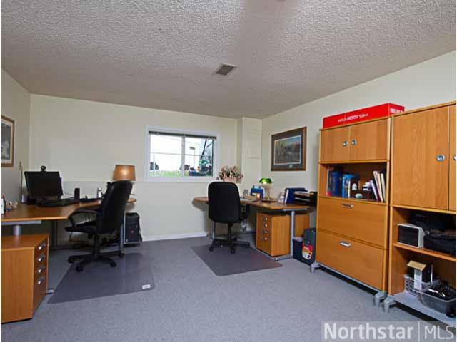 686 Springhill Road Vadnais Heights, MN 55127 - Photo 14 of 18 Gallery Image 14