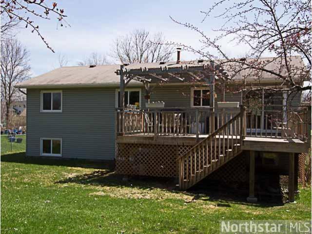 686 Springhill Road Vadnais Heights, MN 55127 - Photo 17 of 18 Gallery Image 17