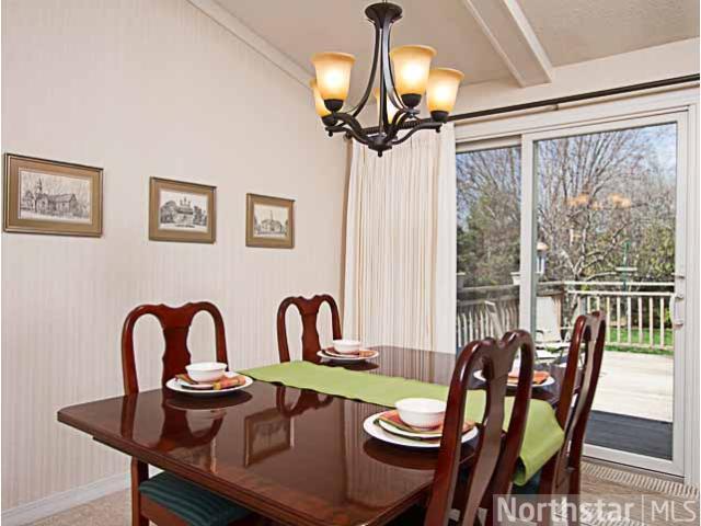 686 Springhill Road Vadnais Heights, MN 55127 - Photo 3 of 18 Gallery Image 3