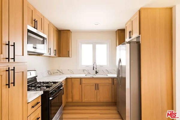 $3,600 | 340 South Ave 56, Los Angeles, CA 90042
