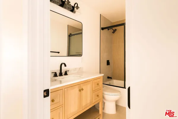 $3,600 | 340 South Ave 56, Los Angeles, CA 90042