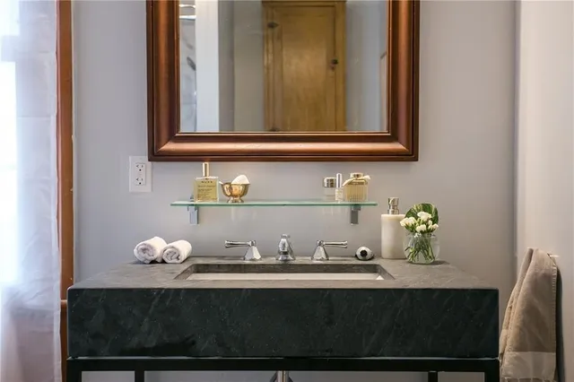 $2,195,000 | 12 Poplar Street, Newport, RI 02840