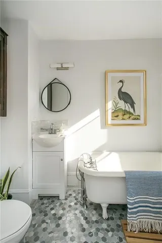 $2,195,000 | 12 Poplar Street, Newport, RI 02840