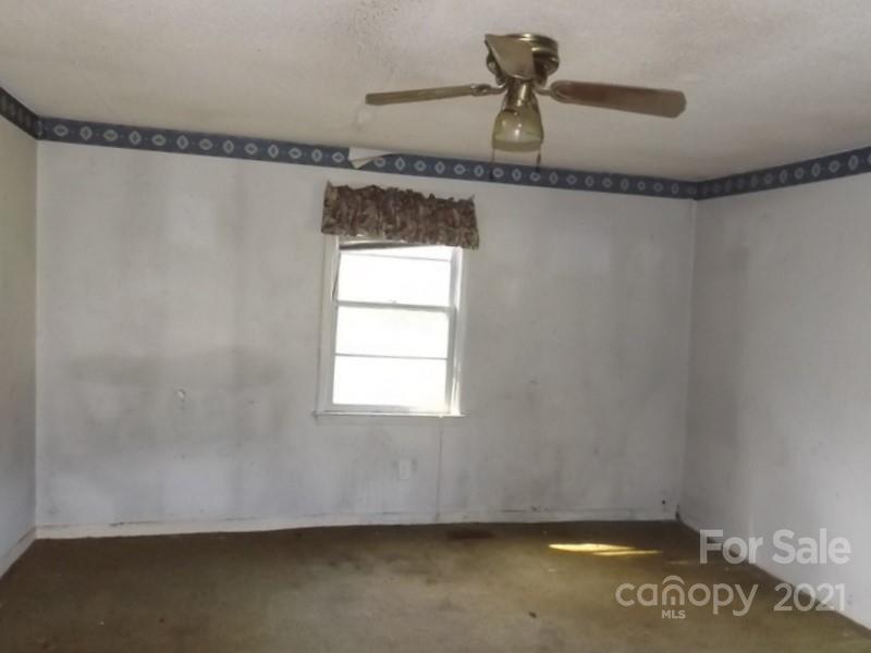 896 Mark Lane Lancaster, SC 29720 - Photo 6 of 8 Gallery Image 6