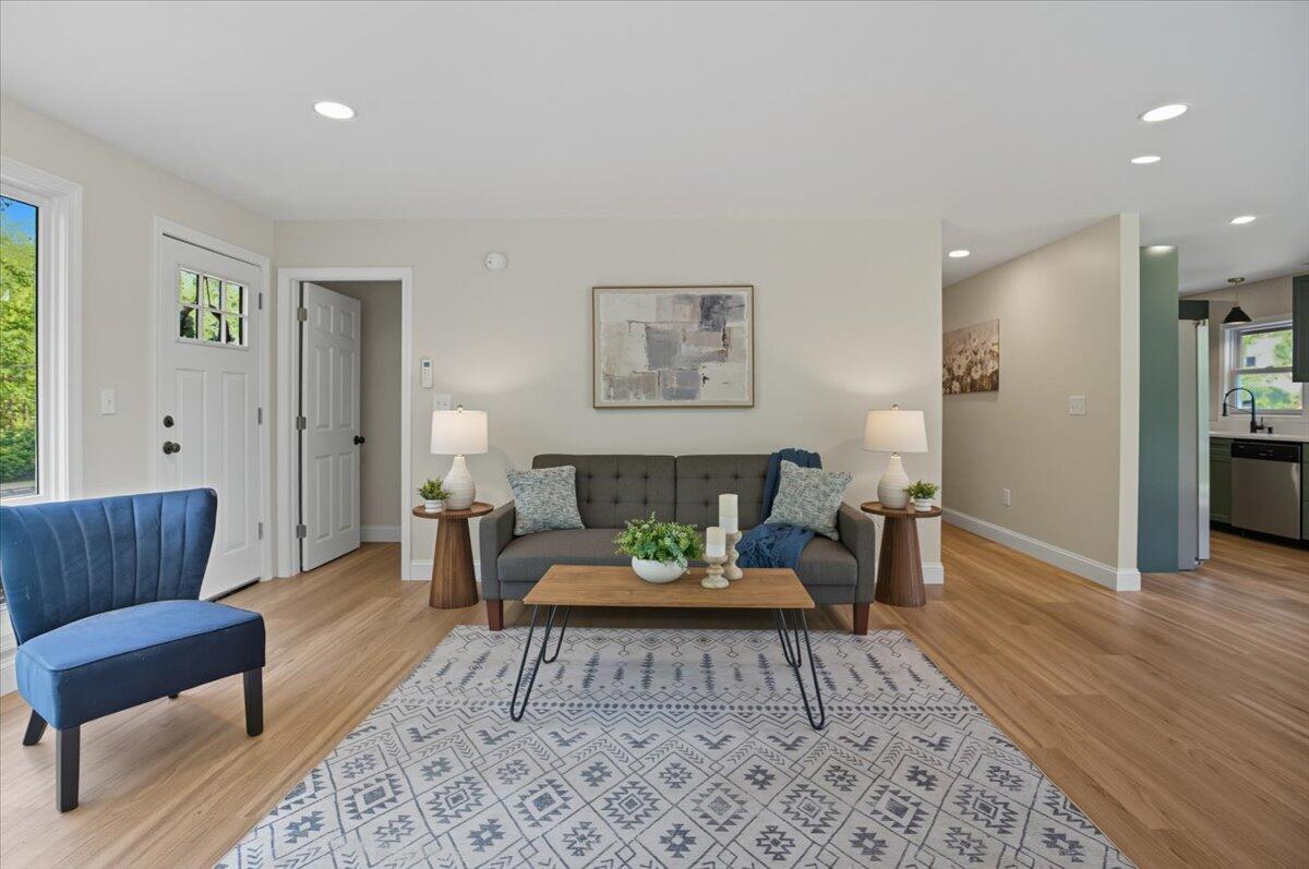 74 Rodier Road South Berwick, ME 03908 - Photo 22 of 39 69-74 Rodier Rd_South Berwick_ME-23