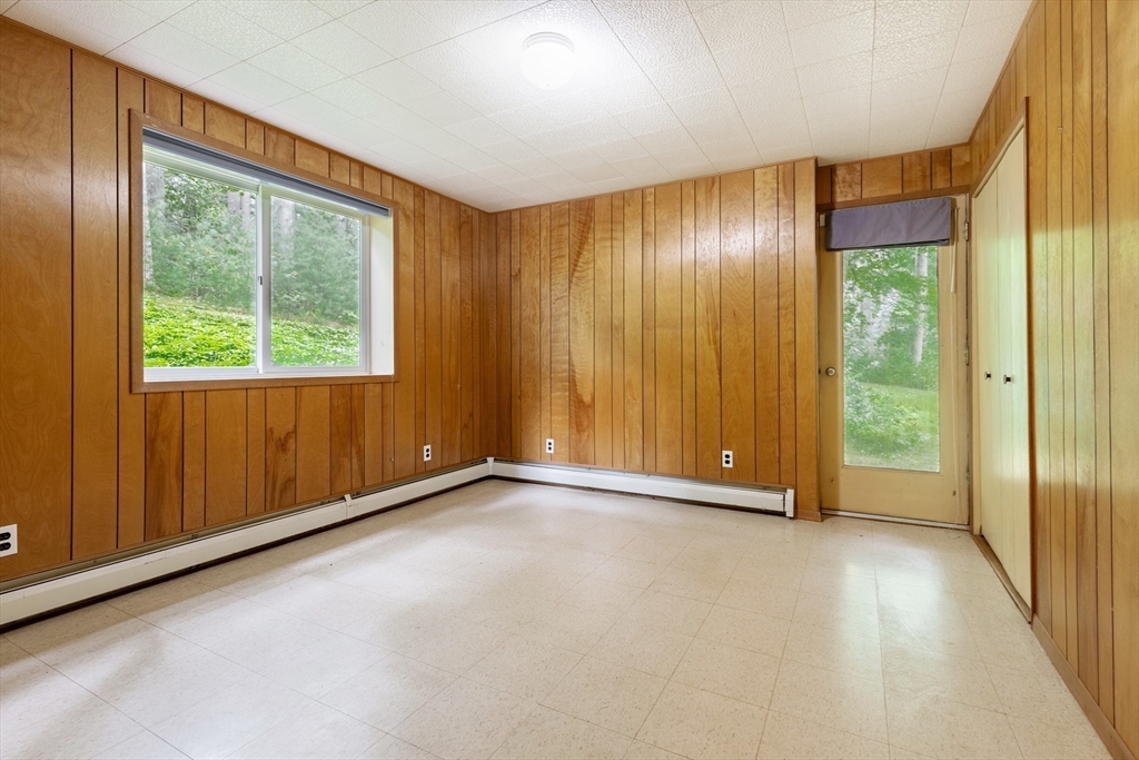 738 Lowell Road Groton, MA 01450 - Photo 17 of 30
