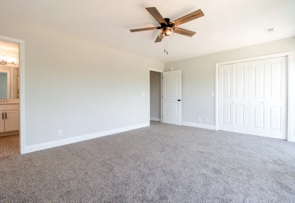 $1,950 | 60 West High Street, Clarksville, TN 37040
