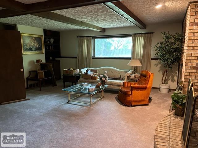 15761 17 Mile Road Clinton Township, MI 48038 - Photo 14 of 19