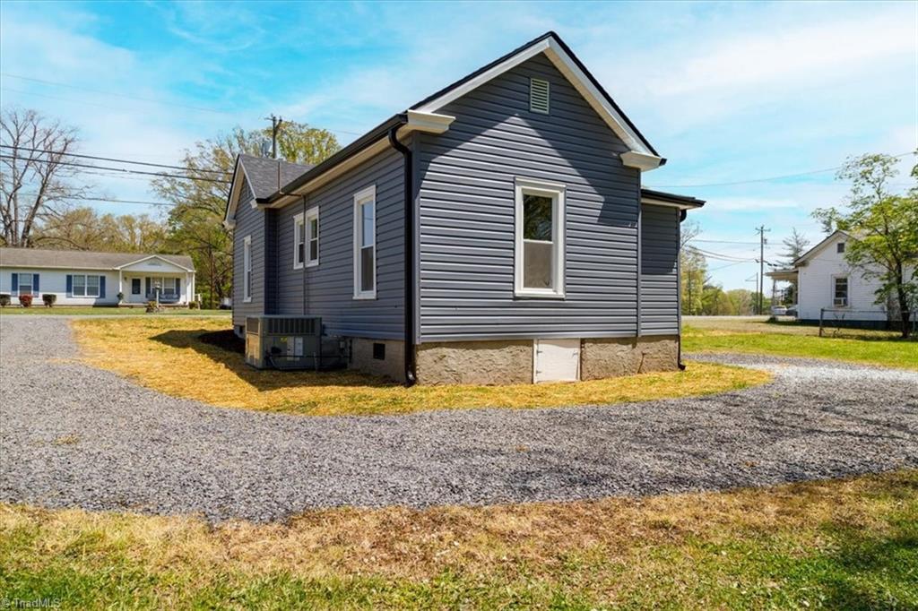 311 South Fieldcrest Road Eden, NC 27288 - Photo 21 of 23 Gallery Image 21