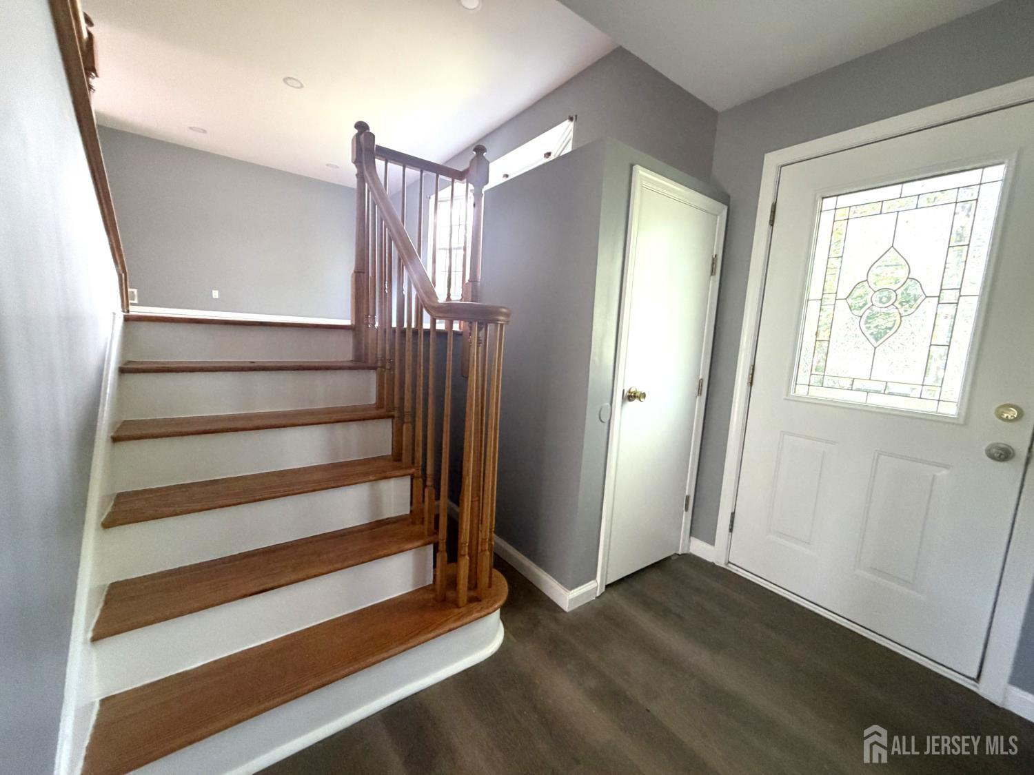 434 Plainfield Road Edison, NJ 08820 - Photo 8 of 33