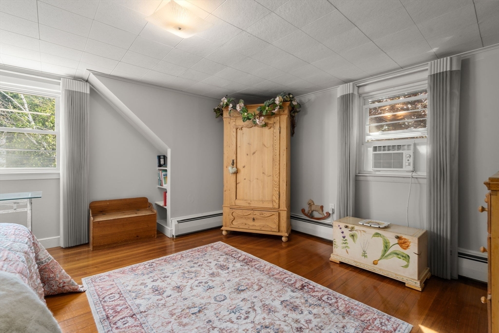 11 Country Road Brookline, MA 02467 - Photo 14 of 23
