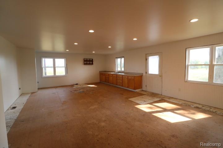 6577 East Deckerville Road Deford, MI 48729 - Photo 9 of 23 IMG_0013.JPG