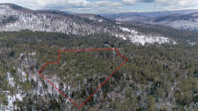 $90,000 | 167 Rice Road, Hope, NY 12134