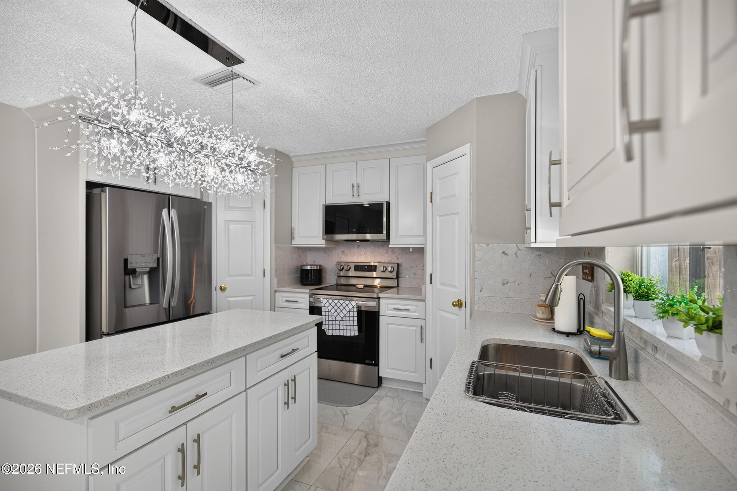 3447 Caroline Ridge Lane East Jacksonville, FL 32225 - Photo 6 of 44 5_kitchen 5