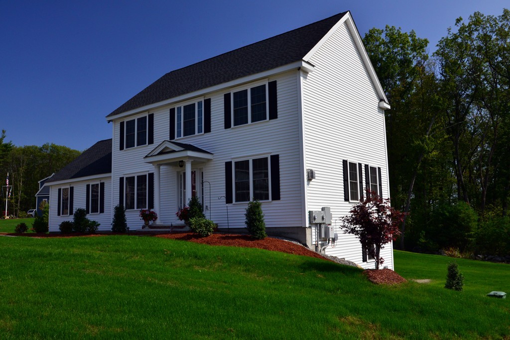 7 Bigelow Road Berlin, MA 01503 - Photo 1 of 8 Gallery Image 1
