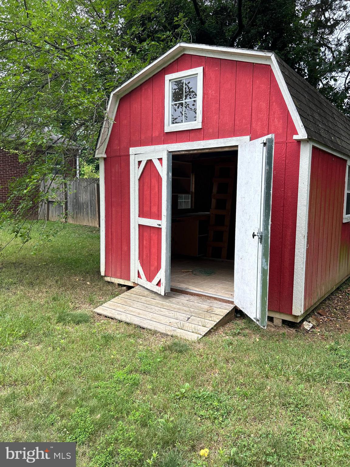 1160 Sterling Road Herndon, VA 20170 - Photo 24 of 34 Large Shed