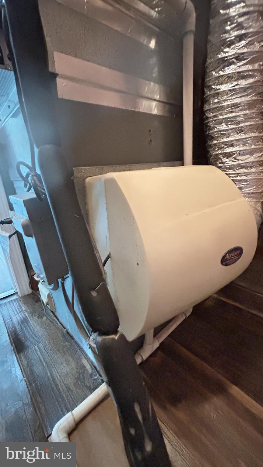 1160 Sterling Road Herndon, VA 20170 - Photo 30 of 34 Humidifier