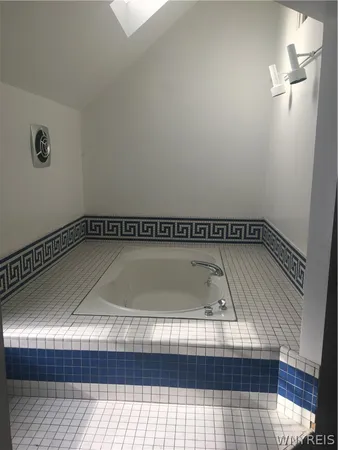 $1,550 | 419 Richmond Avenue, Buffalo, NY 14222