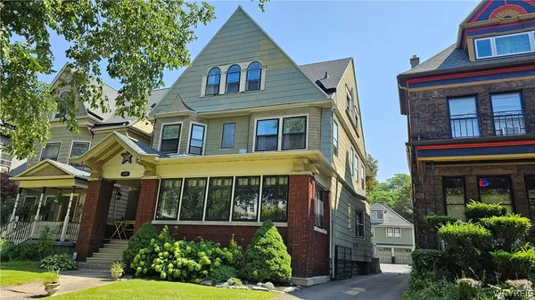 $1,550 | 419 Richmond Avenue, Buffalo, NY 14222