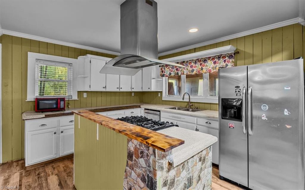 907 Irvin Farm Road Reidsville, NC 27320 - Photo 9 of 48 Gallery Image 9
