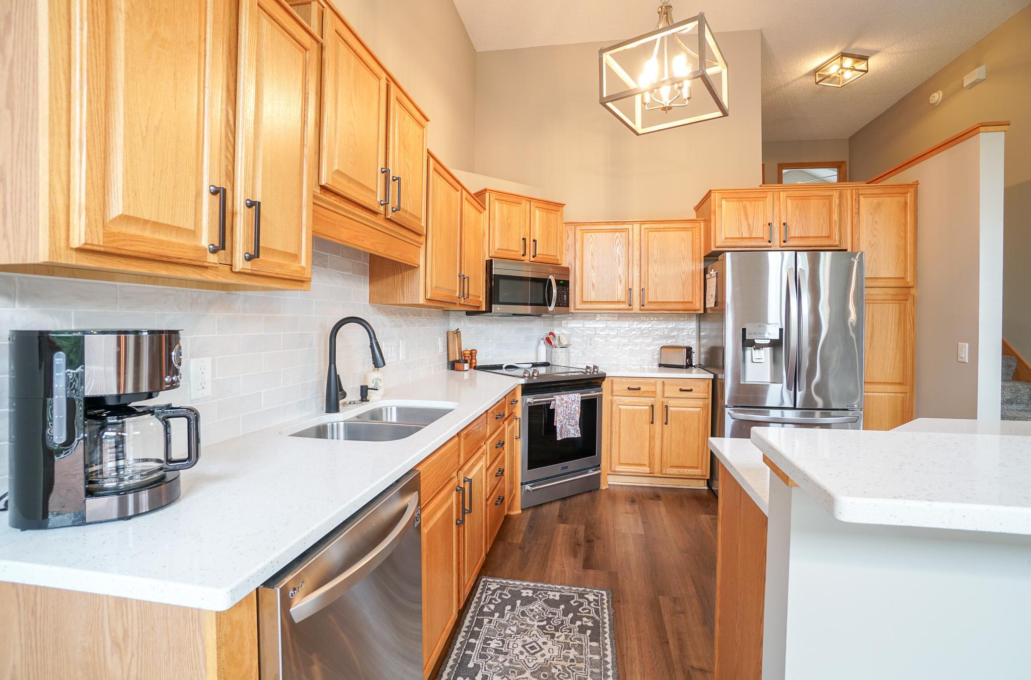 3951 Raspberry Ridge Road Northwest Prior Lake, MN 55372 - Photo 7 of 22 Gallery Image 7