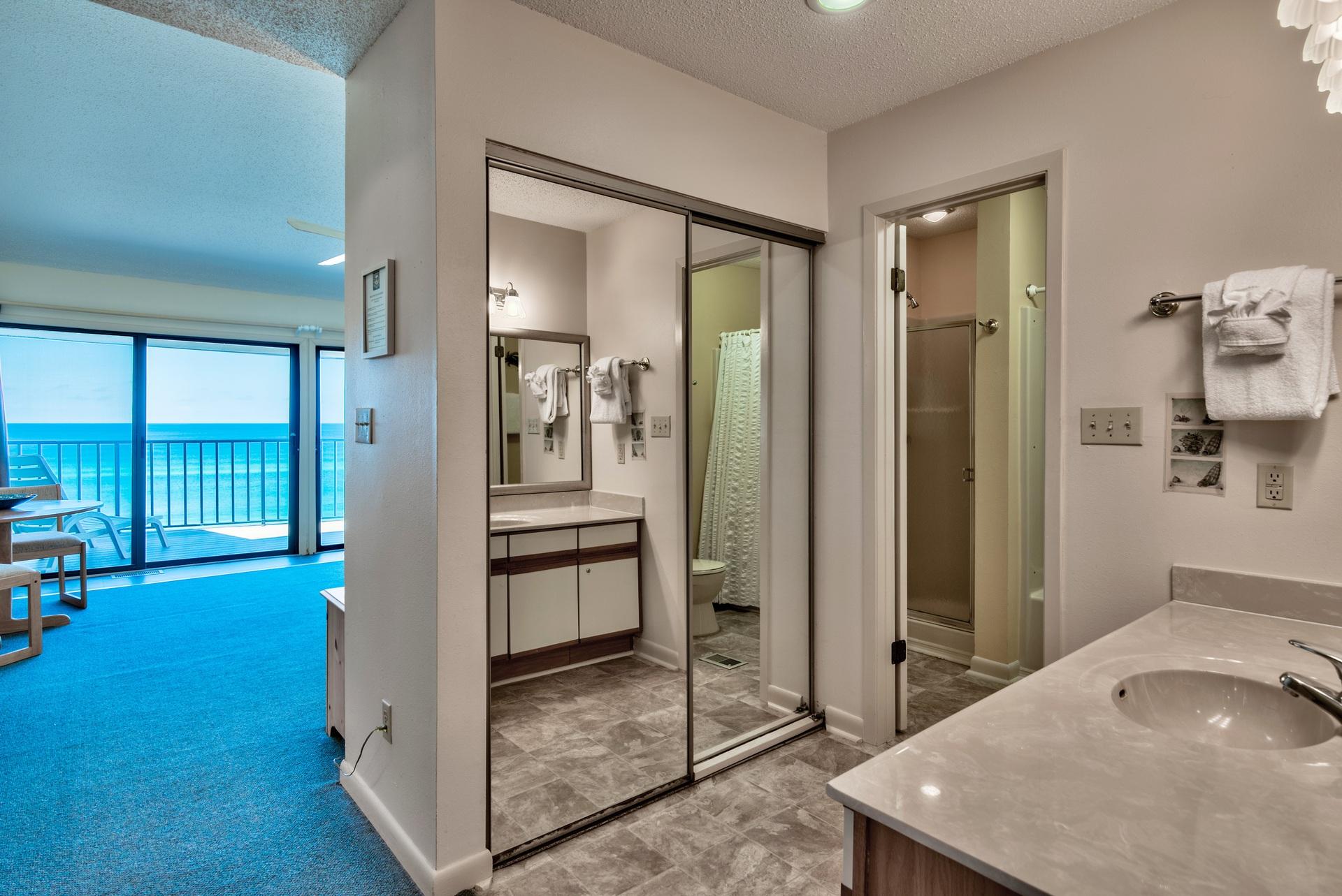 214 Blue Mountain Road, Unit 122 Santa Rosa Beach, FL 32459 - Photo 25 of 32 a view of a bathroom from the hallway